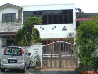 HOUSE 4 SALE Kuala Lumpur